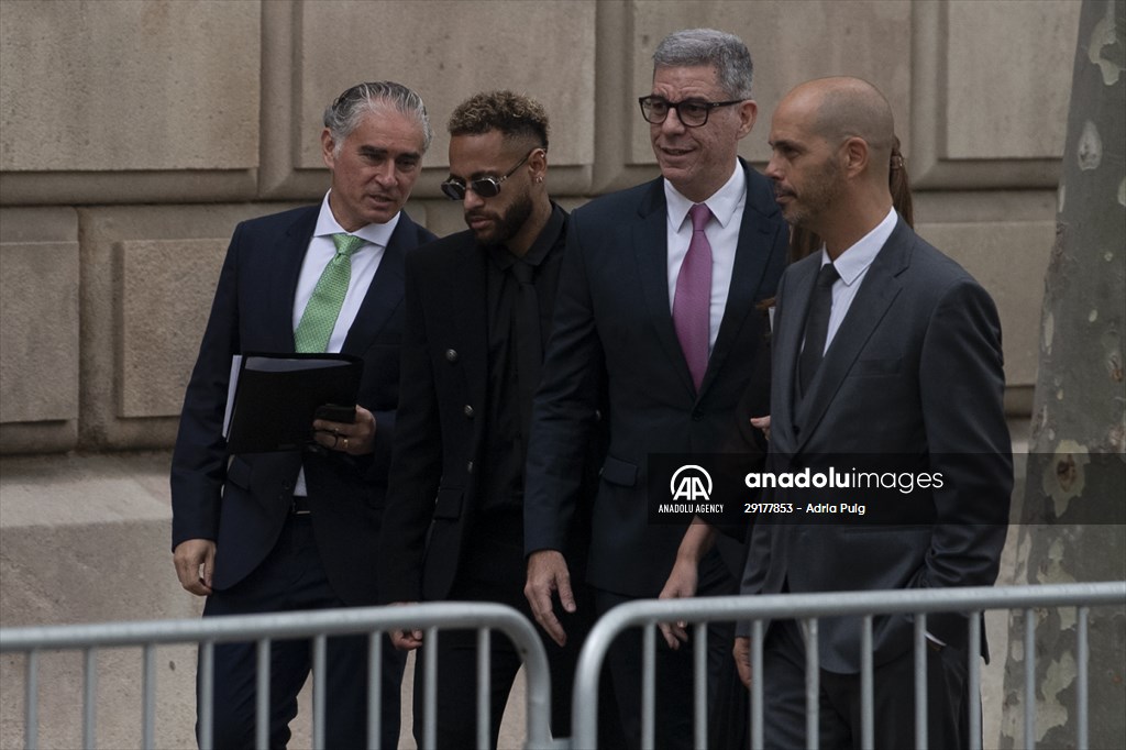 Neymar Faces Up To Five Years In Jail In Barca Transfer Trial Anadolu Images