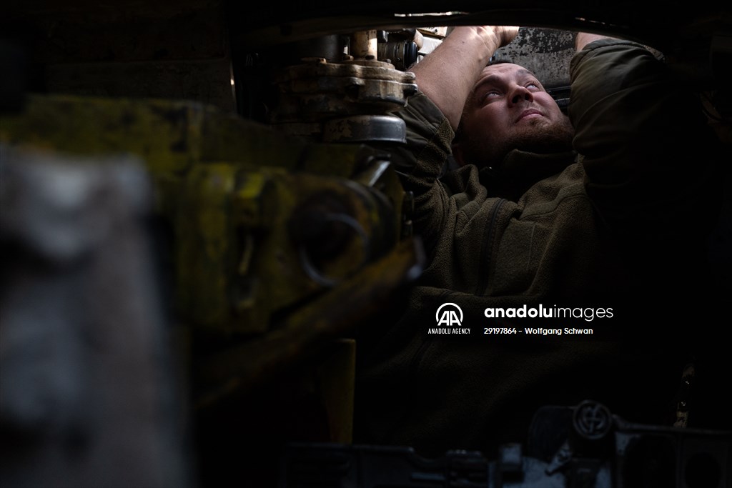 Ukrainian tank crew on the frontline in Bakhmut