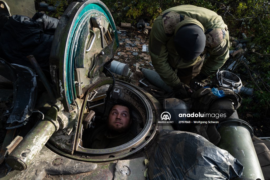 Ukrainian tank crew on the frontline in Bakhmut