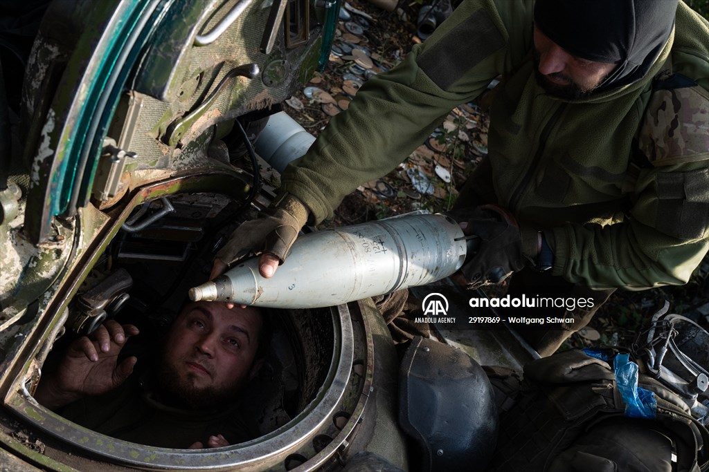 Ukrainian tank crew on the frontline in Bakhmut