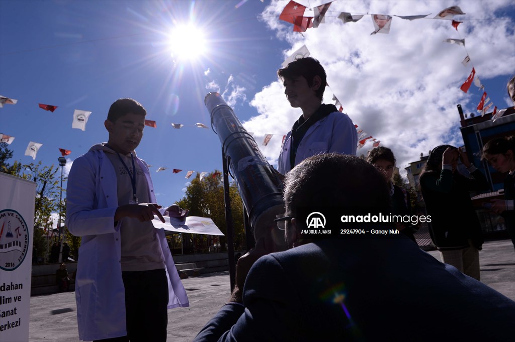 Ardahan'da güneş tutulması gözlemlendi