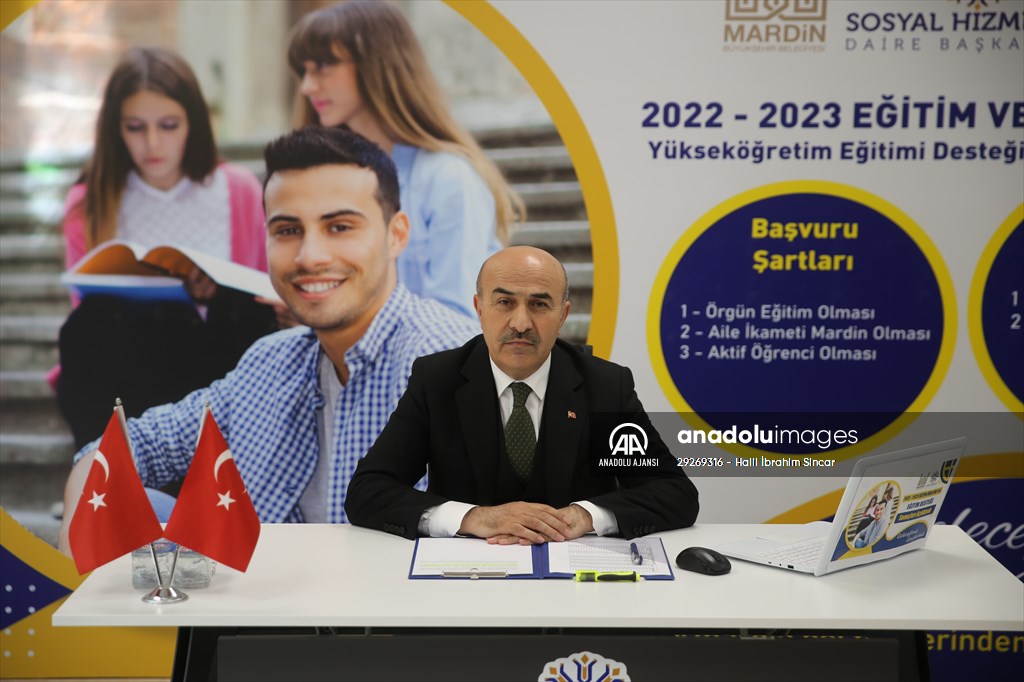 Mardin Belediyesi 10 bin 3 üniversite öğrencisinin ailesine maddi destek sağlıyor