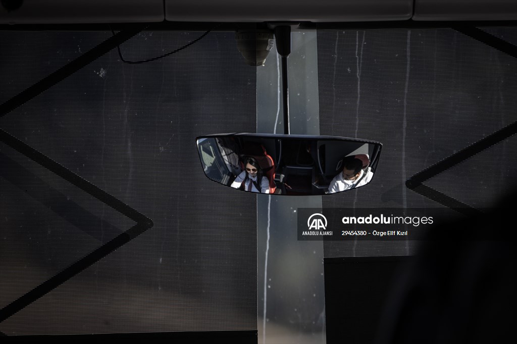 "Serenay kaptan" şehirler arasında mekik dokuyor