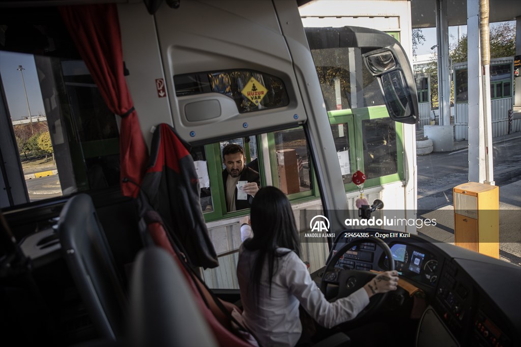 "Serenay kaptan" şehirler arasında mekik dokuyor