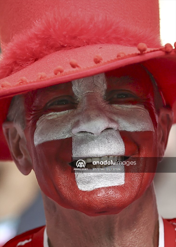 32 team 32 fans during FIFA World Cup Qatar 2022