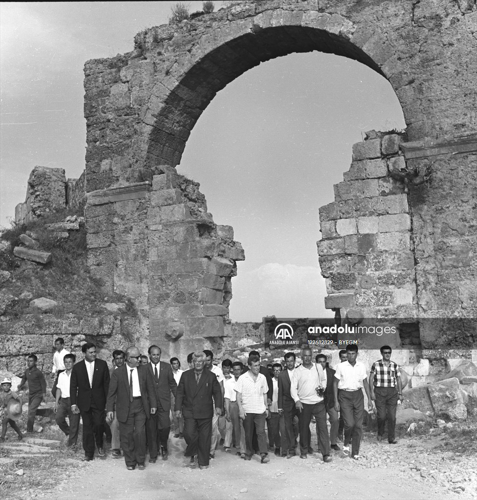 Başbakan Suat Hayri Ürgüplü