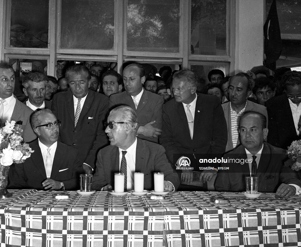 Başbakan Suat Hayri Ürgüplü