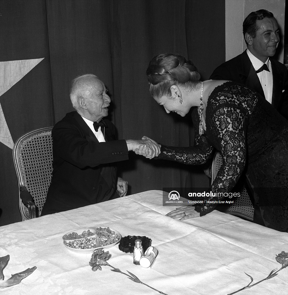 Başbakan İsmet İnönü