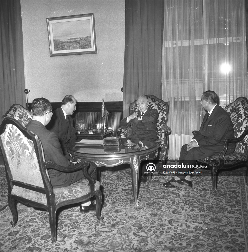 Başbakan İsmet İnönü