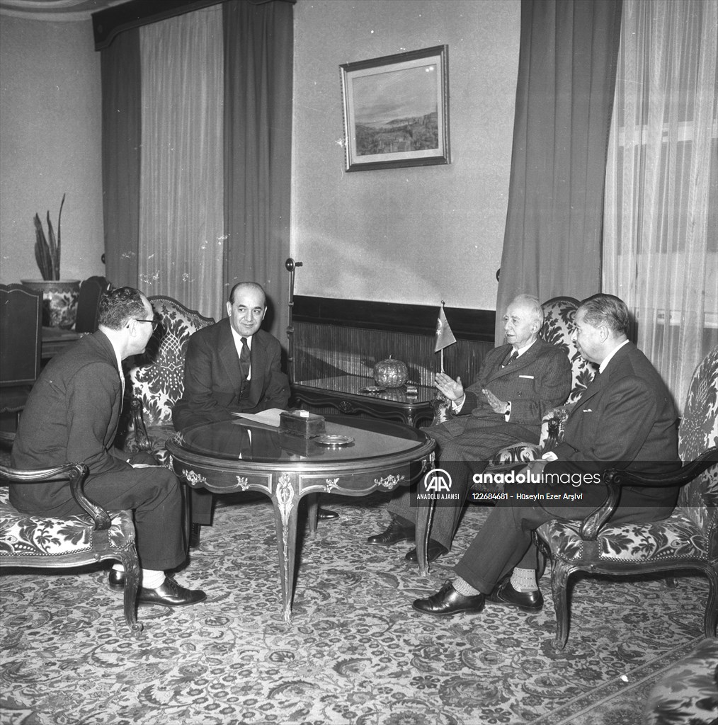 Başbakan İsmet İnönü