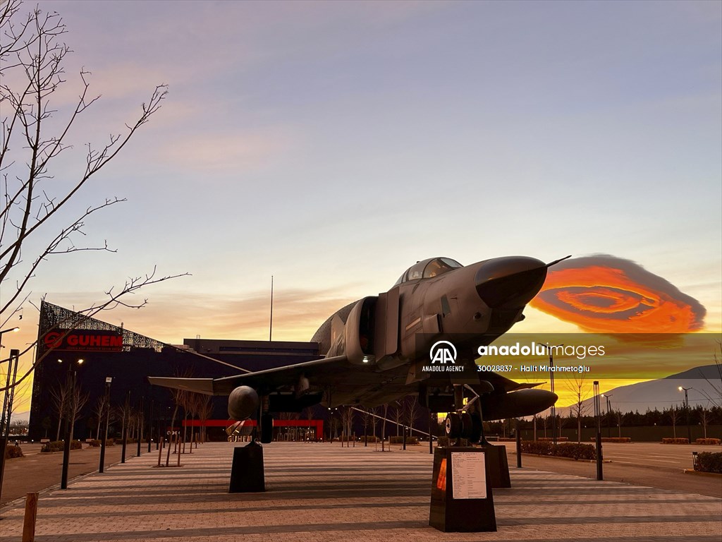 Lenticular cloud in Turkiye's Bursa