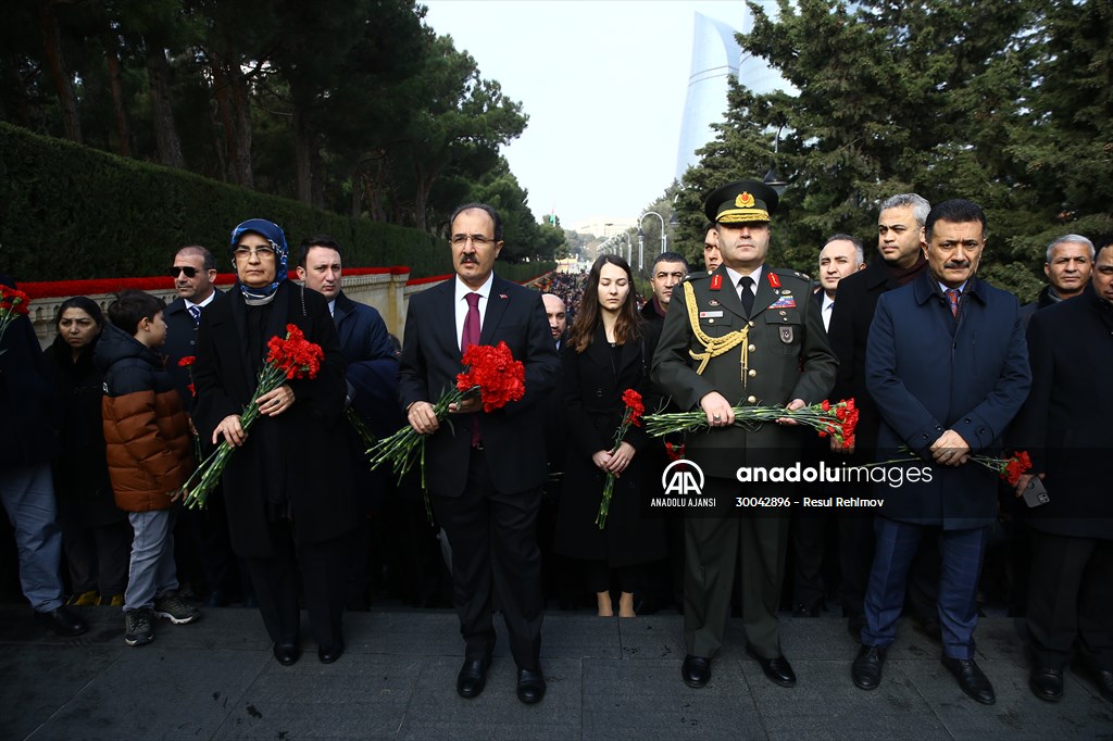 Azerbaycan'da "Kanlı Ocak" kurbanları anılıyor