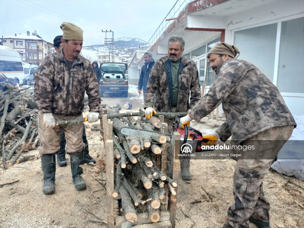 İç Anadolu'dan deprem bölgelerine yardımlar sürüyor