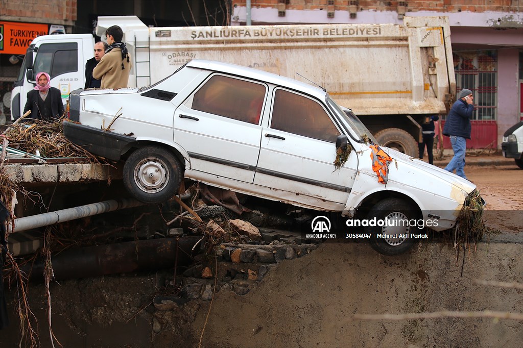 Houses and vehicles damaged in flood-affected Sanliurfa