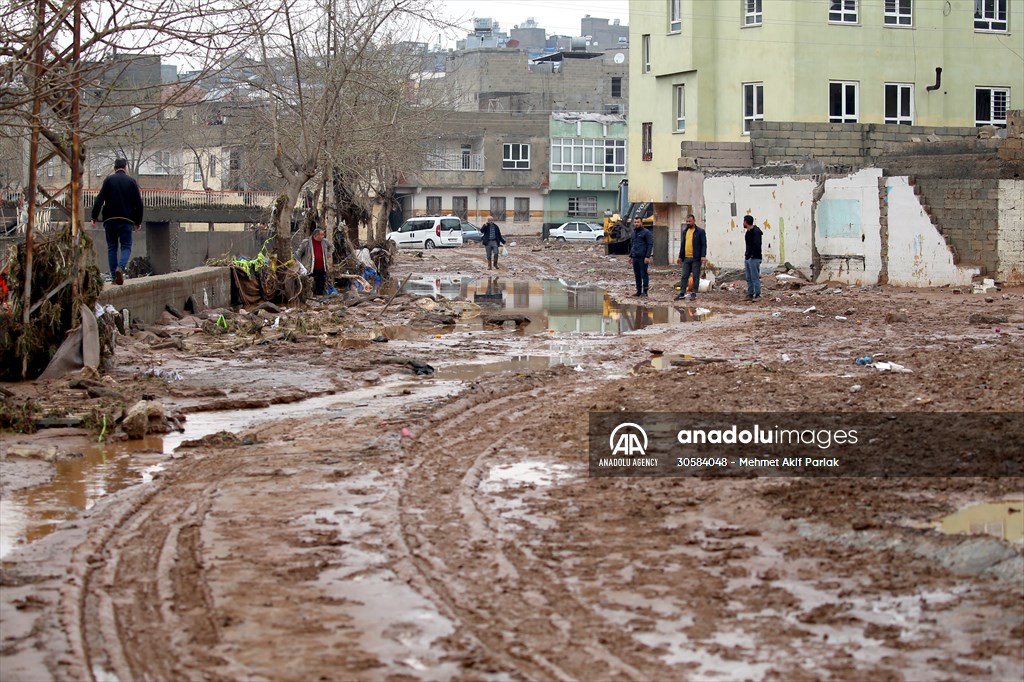 Houses and vehicles damaged in flood-affected Sanliurfa