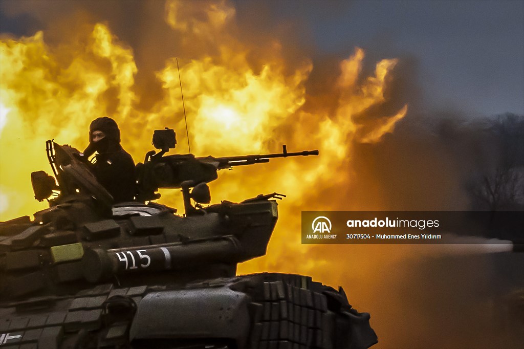 Ukrainian Army reinforces their tank brigade through firing practice in Zaporizhzhia