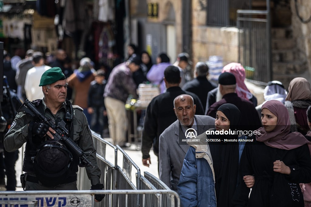 Second Friday prayer of Ramadan at Al-Aqsa