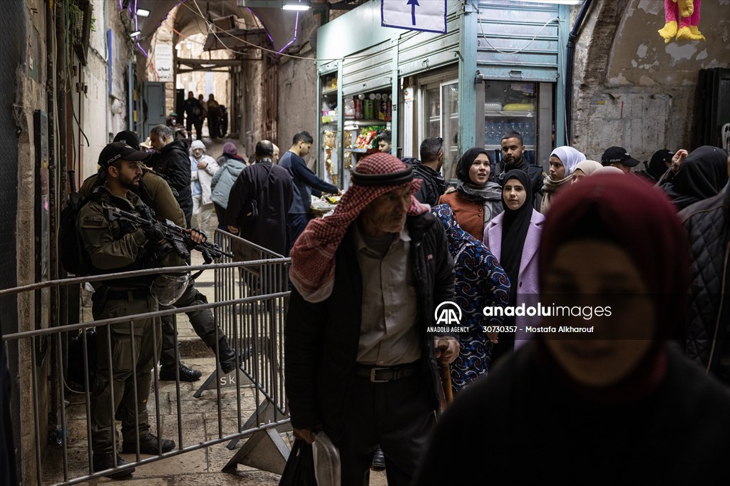 Second Friday prayer of Ramadan at Al-Aqsa