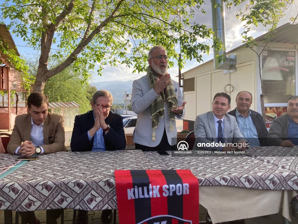 AK Parti Manisa Milletvekili Adayı Yenişehirlioğlu, Alaşehir'de çiftçilerle buluştu