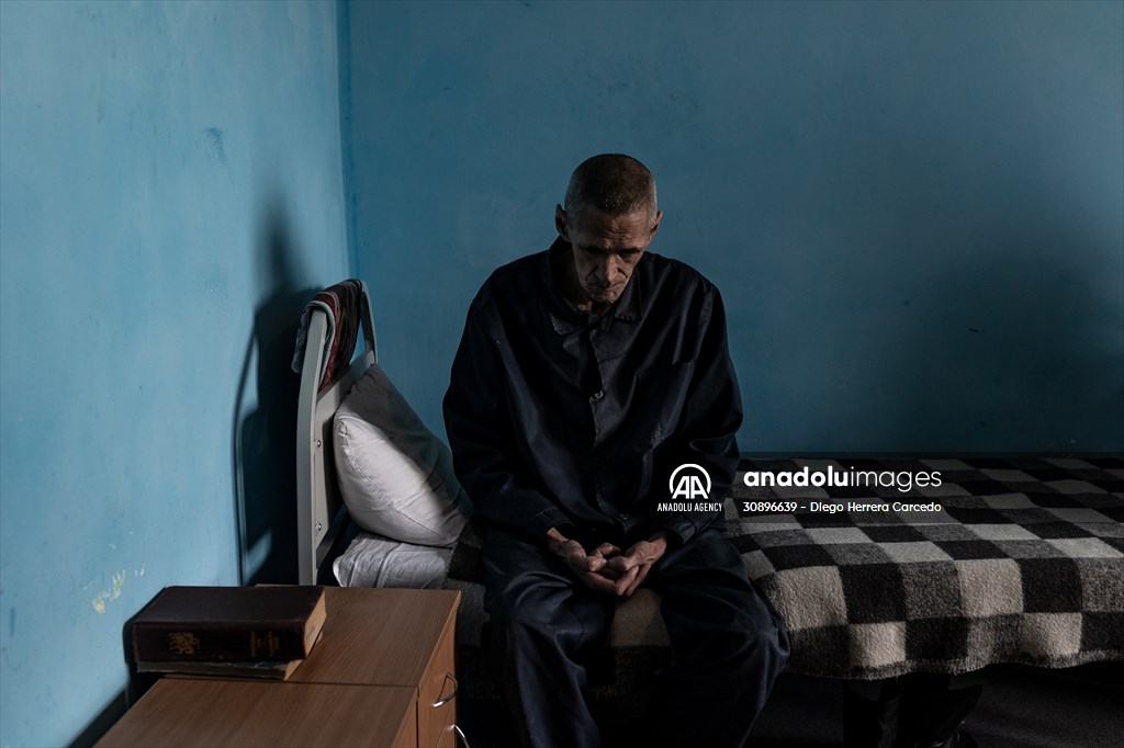 Russian soldiers captured during the war in Ukrainian prison