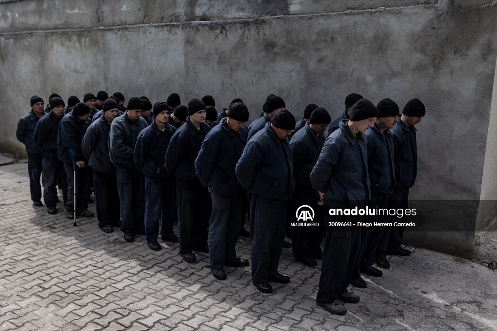 Russian soldiers captured during the war in Ukrainian prison