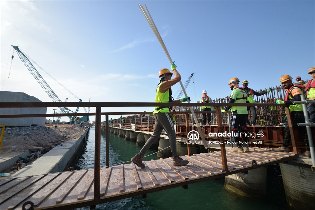 Orta Doğu'nun en büyük limanlarından Irak'taki Büyük Faw'ın inşaat çalışmaları devam ediyor