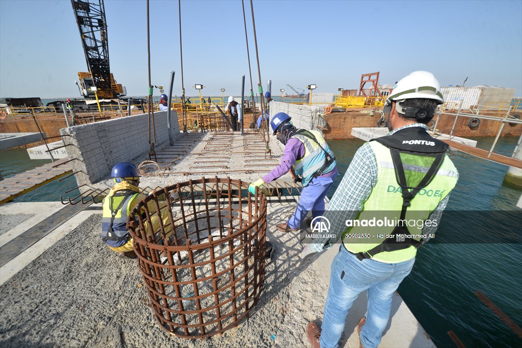 Orta Doğu'nun en büyük limanlarından Irak'taki Büyük Faw'ın inşaat çalışmaları devam ediyor