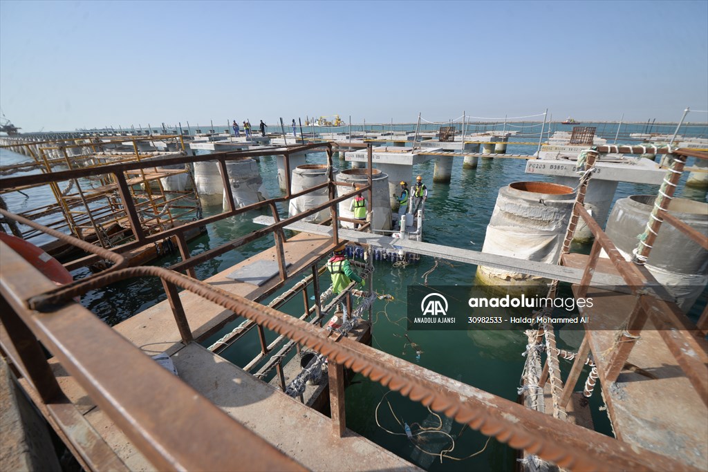 Orta Doğu'nun en büyük limanlarından Irak'taki Büyük Faw'ın inşaat çalışmaları devam ediyor