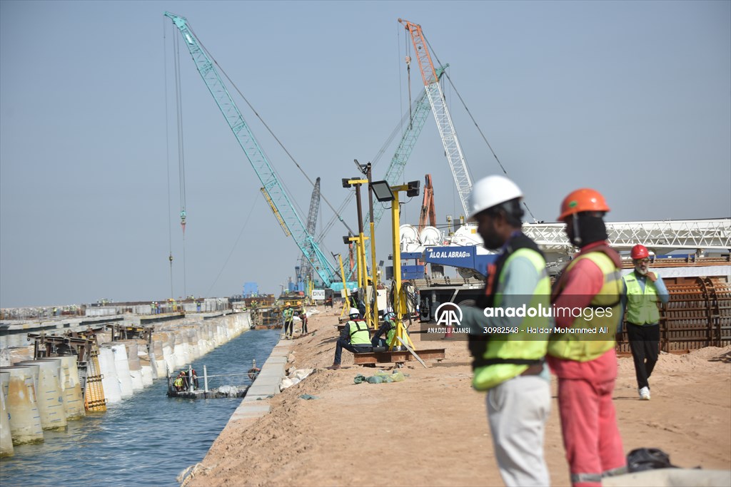 Orta Doğu'nun en büyük limanlarından Irak'taki Büyük Faw'ın inşaat çalışmaları devam ediyor