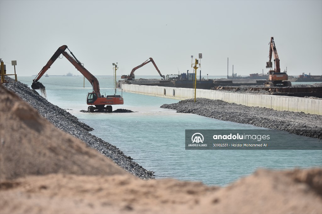 Orta Doğu'nun en büyük limanlarından Irak'taki Büyük Faw'ın inşaat çalışmaları devam ediyor