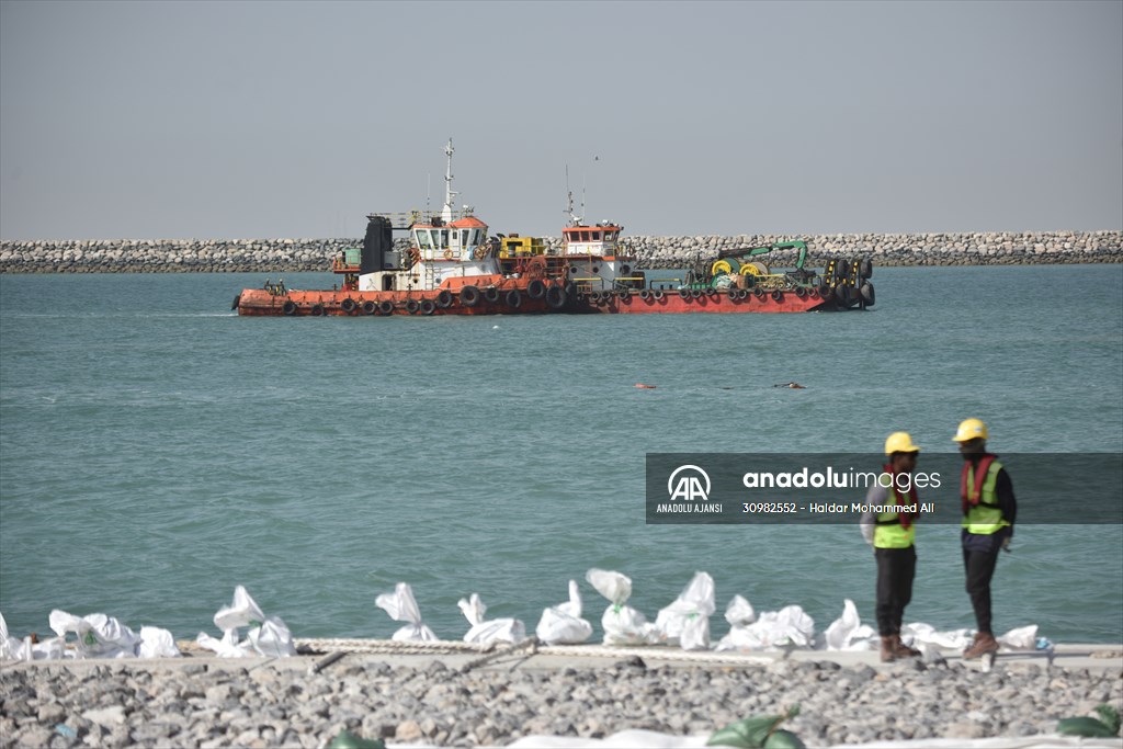 Orta Doğu'nun en büyük limanlarından Irak'taki Büyük Faw'ın inşaat çalışmaları devam ediyor