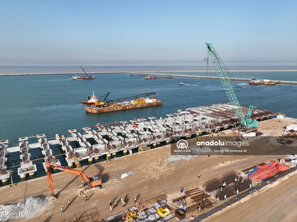 Orta Doğu'nun en büyük limanlarından Irak'taki Büyük Faw'ın inşaat çalışmaları devam ediyor