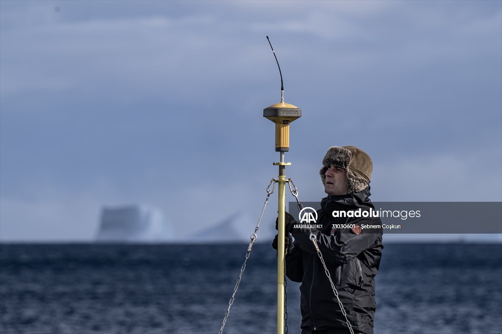 The "mapmakers" of the Antarctic Science Expedition