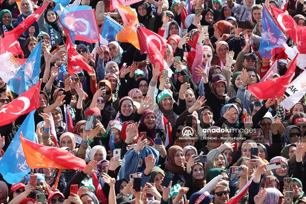 Cumhurbaşkanı ve AK Parti Genel Başkanı Erdoğan, Rize