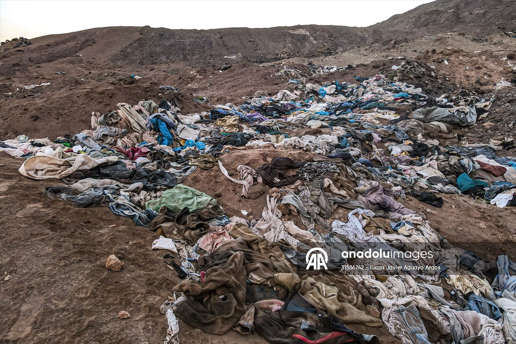 Tons of garbage accumulate at Atacama desert in Chile