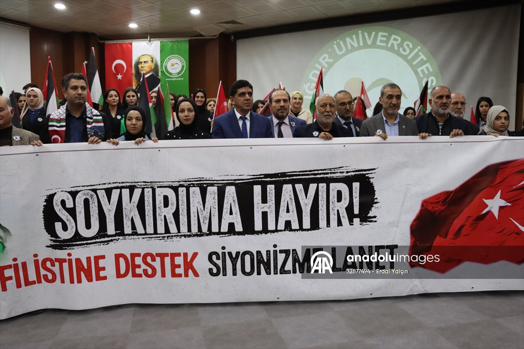 Iğdır'da üniversite öğrencileri İsrail'in Filistin'e yönelik saldırılarına tepki gösterdi