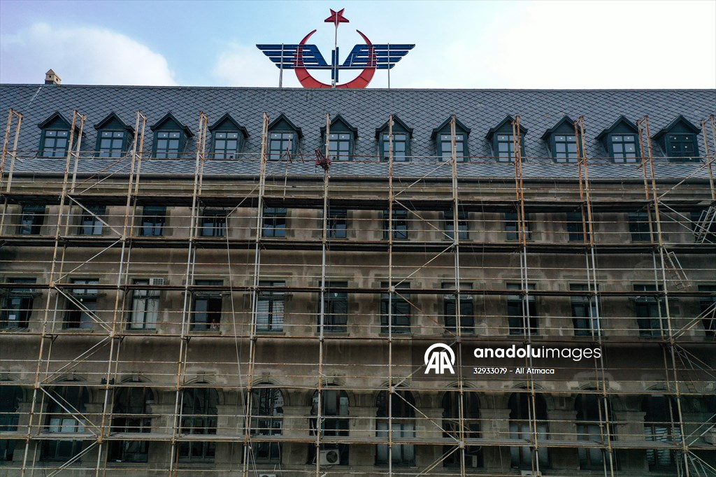 İstanbul'un sembollerinden tarihi Haydarpaşa Garı restorasyonla özgün haline kavuşuyor