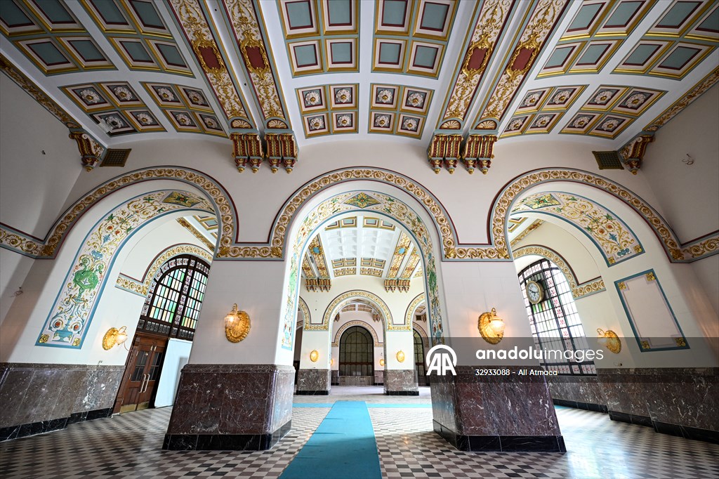 İstanbul'un sembollerinden tarihi Haydarpaşa Garı restorasyonla özgün haline kavuşuyor