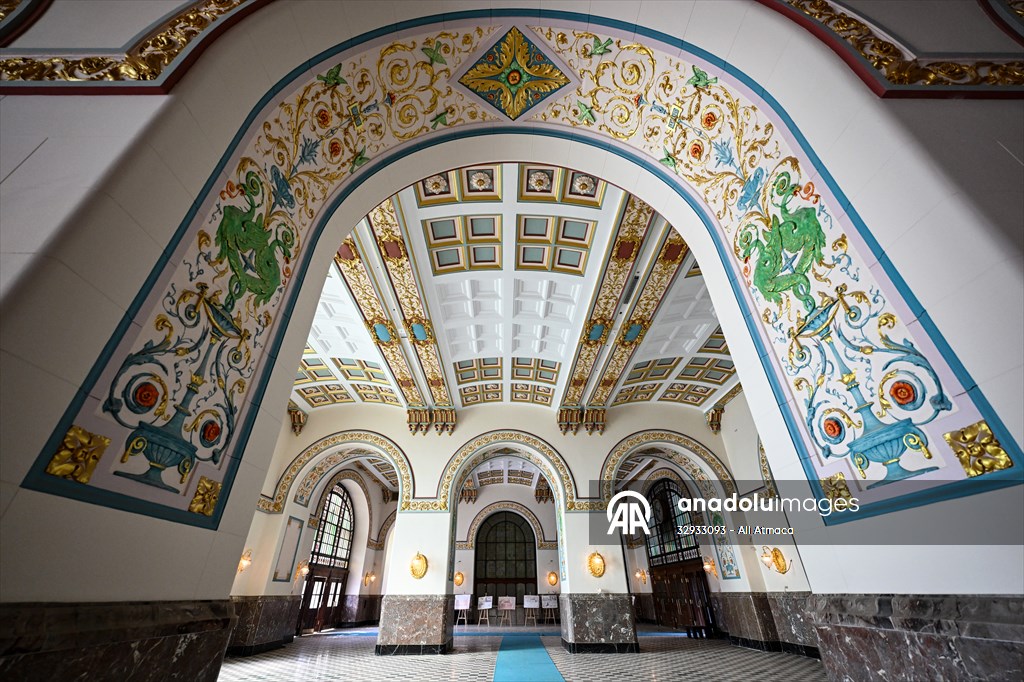 İstanbul'un sembollerinden tarihi Haydarpaşa Garı restorasyonla özgün haline kavuşuyor