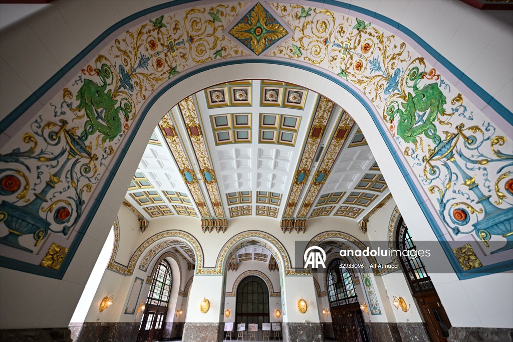 İstanbul'un sembollerinden tarihi Haydarpaşa Garı restorasyonla özgün haline kavuşuyor