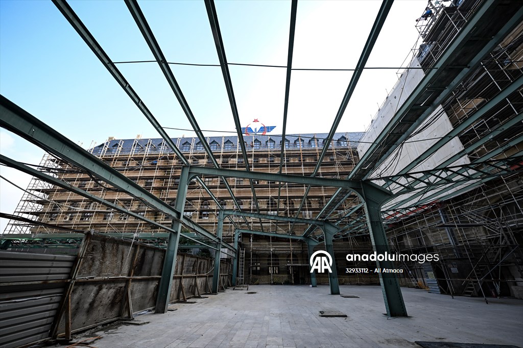 İstanbul'un sembollerinden tarihi Haydarpaşa Garı restorasyonla özgün haline kavuşuyor