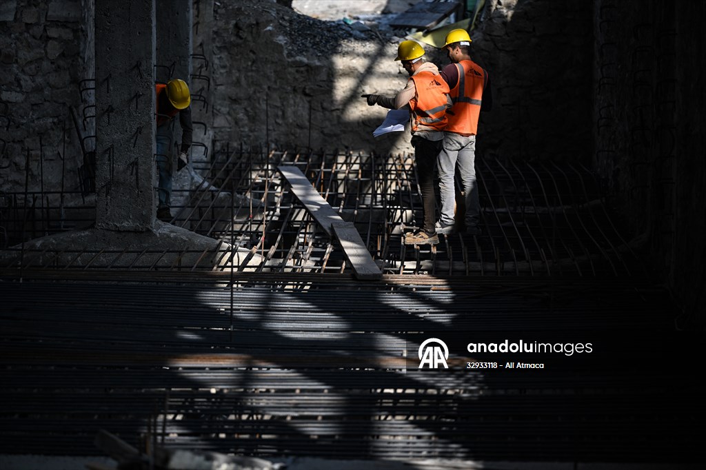 İstanbul'un sembollerinden tarihi Haydarpaşa Garı restorasyonla özgün haline kavuşuyor