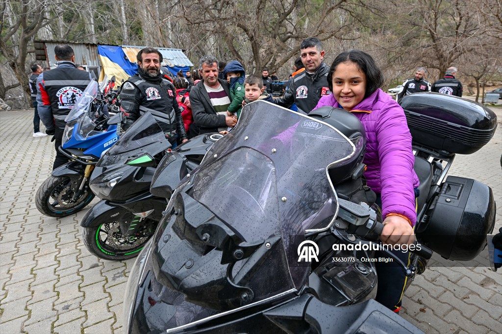 Adiyaman Motorcycle Club visits children of earthquake-stricken village
