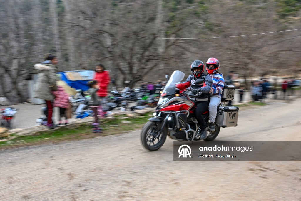 Adiyaman Motorcycle Club visits children of earthquake-stricken village