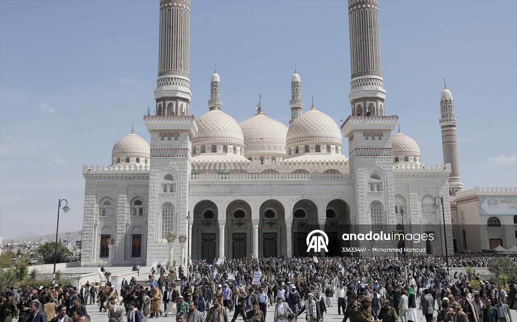 Houthis mark 20th anniversary of Hussein al-Houthi's assassination in Yemen
