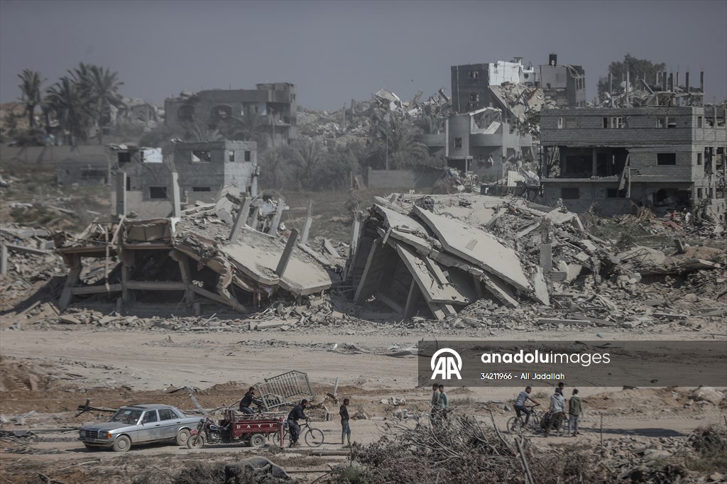 Israeli forces withdraw parts of Khan Yunis, destruction revealed