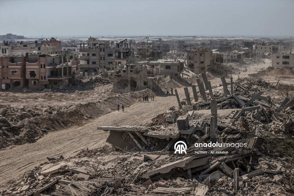 Israeli forces withdraw parts of Khan Yunis, destruction revealed