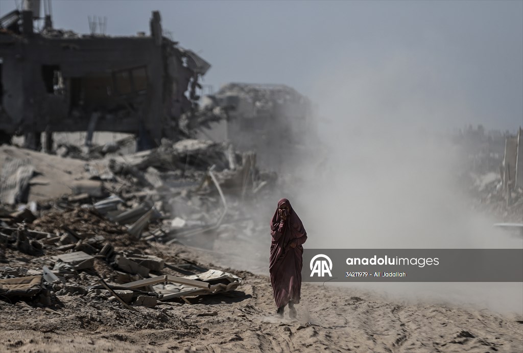 Israeli forces withdraw parts of Khan Yunis, destruction revealed