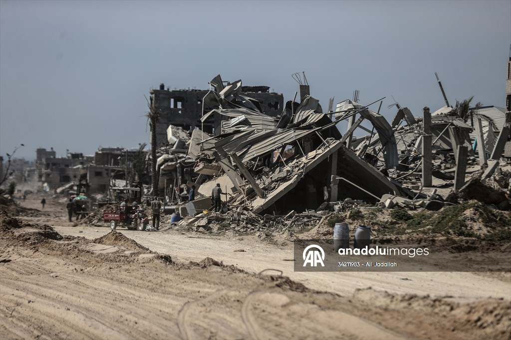 Israeli forces withdraw parts of Khan Yunis, destruction revealed