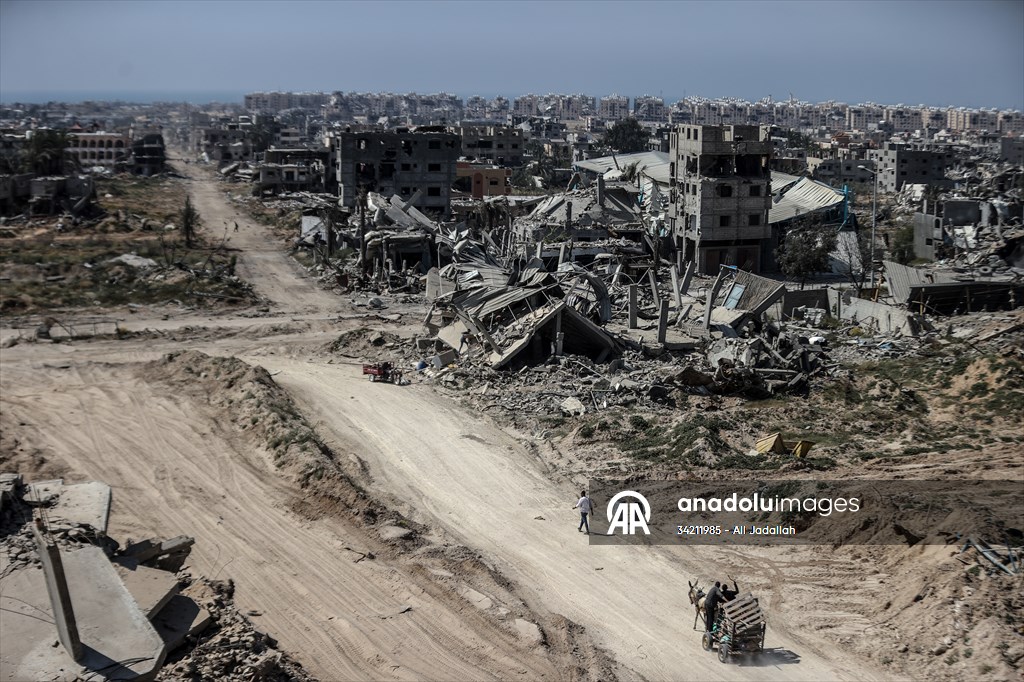 Israeli forces withdraw parts of Khan Yunis, destruction revealed